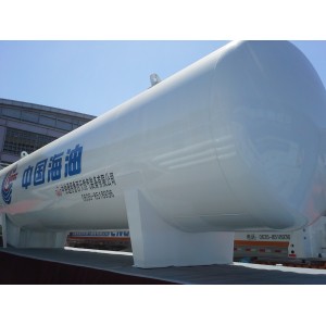 Cryogenic LNG tank 